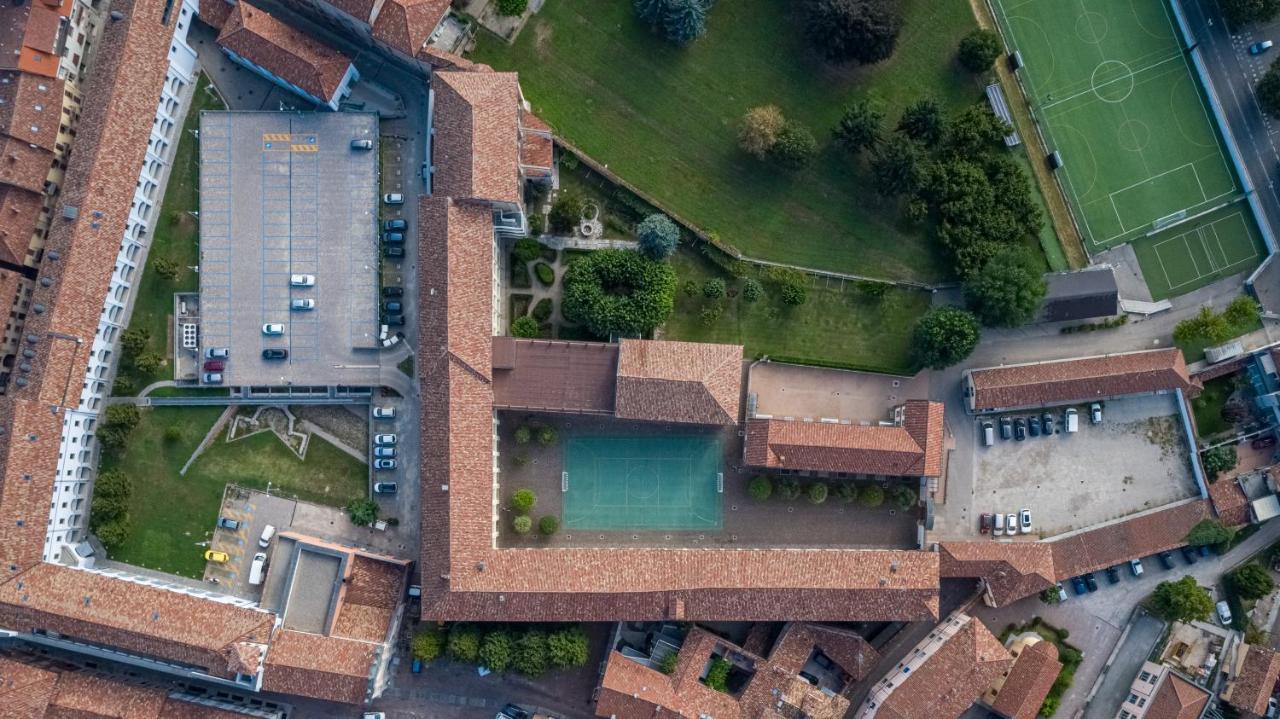 Отель Il Seminario Альба Экстерьер фото