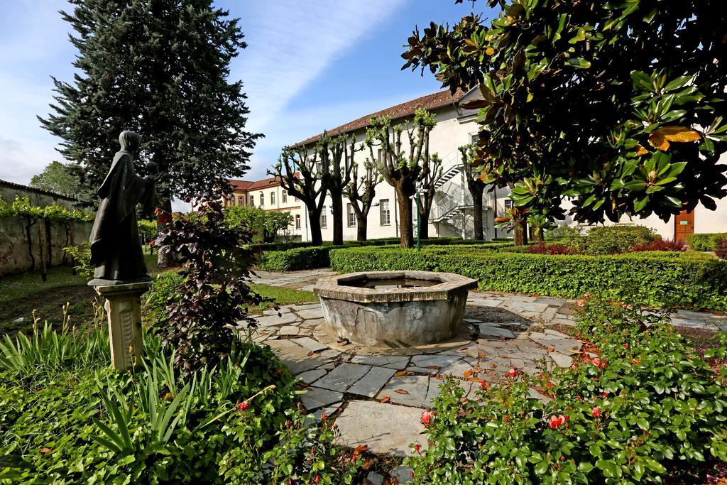 Отель Il Seminario Альба Экстерьер фото